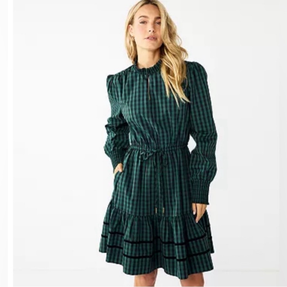 *NWT* Draper James Green Plaid Dress